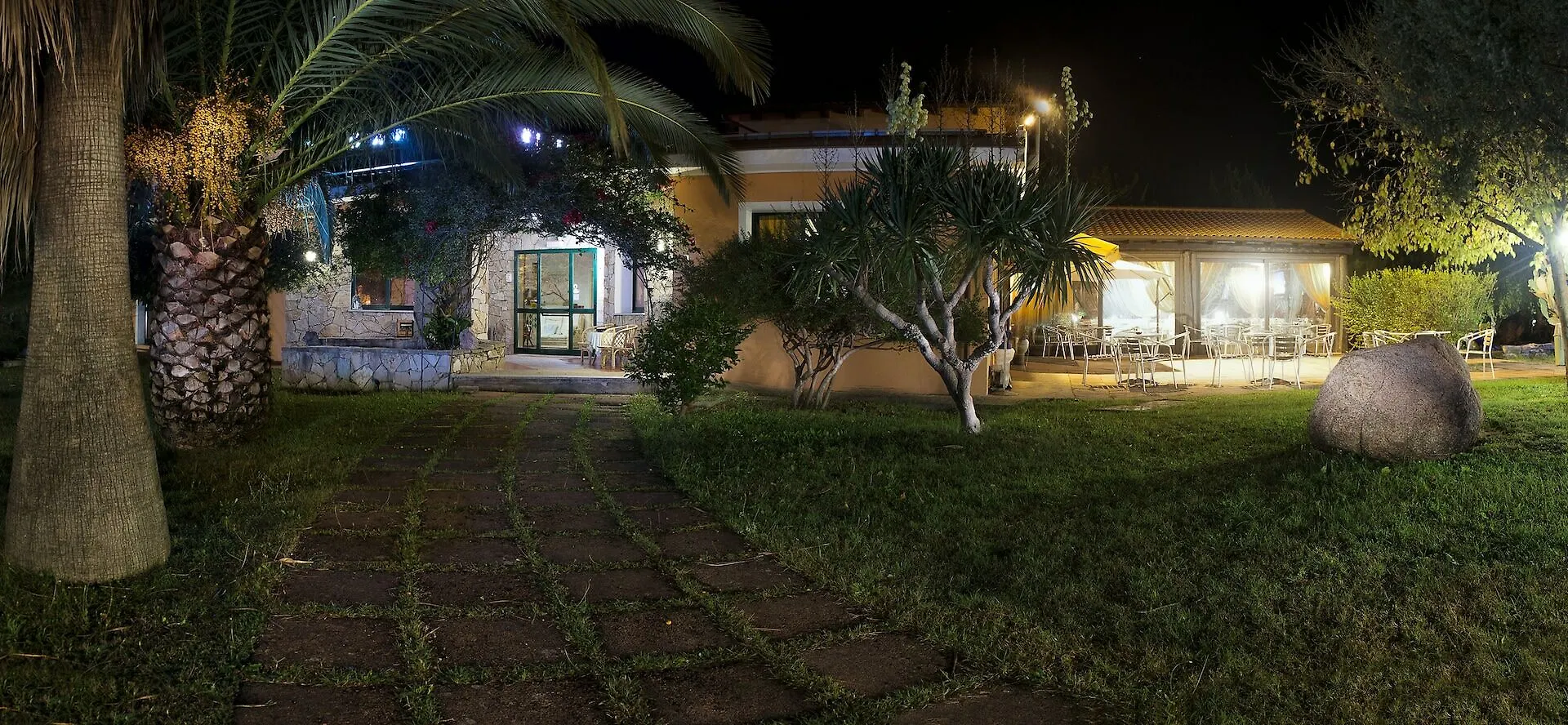 Hotel Montiruju Santa Maria 4*,  Italia